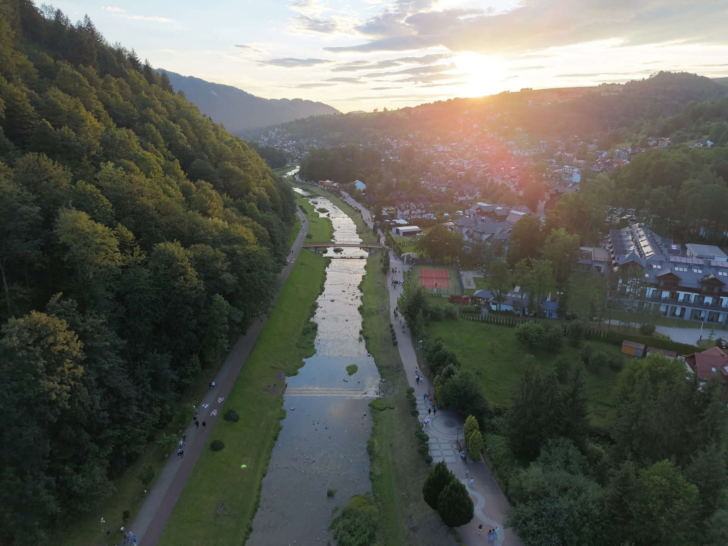 dji_fly_20260711_200804_0087_1783793594583_photo